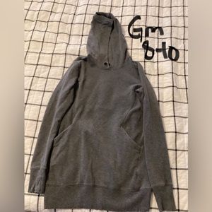 Grey long sleeve t shirt girl 8/10 athleta girl